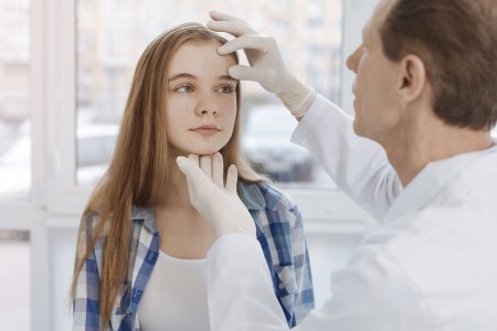dermatologist for teenager with acne